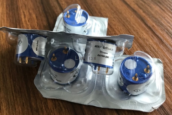 1PCS 100% CITY oxygen sensor 4OX-V 40XV 4OX(2) 4OXV-2 4OX-2 4OXV CiTiceL AAY80-390 AAY80-390R