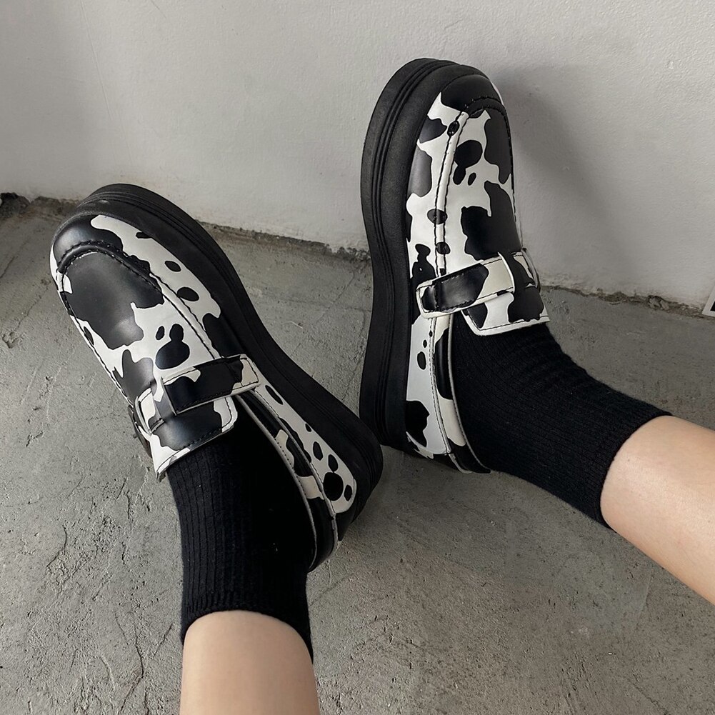 Gothic Style Loafers Buckels Flat Platform Round Toe slip-on Women Shoes Causal Big Size 40 Spring Stylish