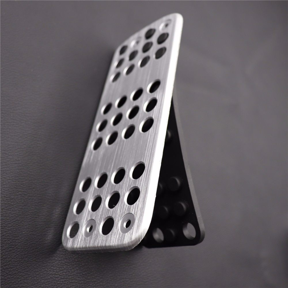 TTCR-II Car Accessories Aluminium Gas Foot Rest Modified Pedal Pad Plate for PEUGEOT 207 301 307 208 308 408 cc Stickers