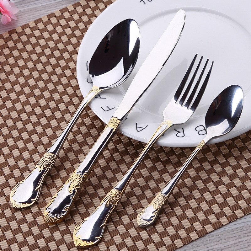 Ruostumattomasta teräksestä valmistetut ruokailuvälineet, korkealaatuiset veitset, haarukat ja lusikat, ruokailuvälineet, kullatut kukkakuvioiset astiat: 4 kpl setti