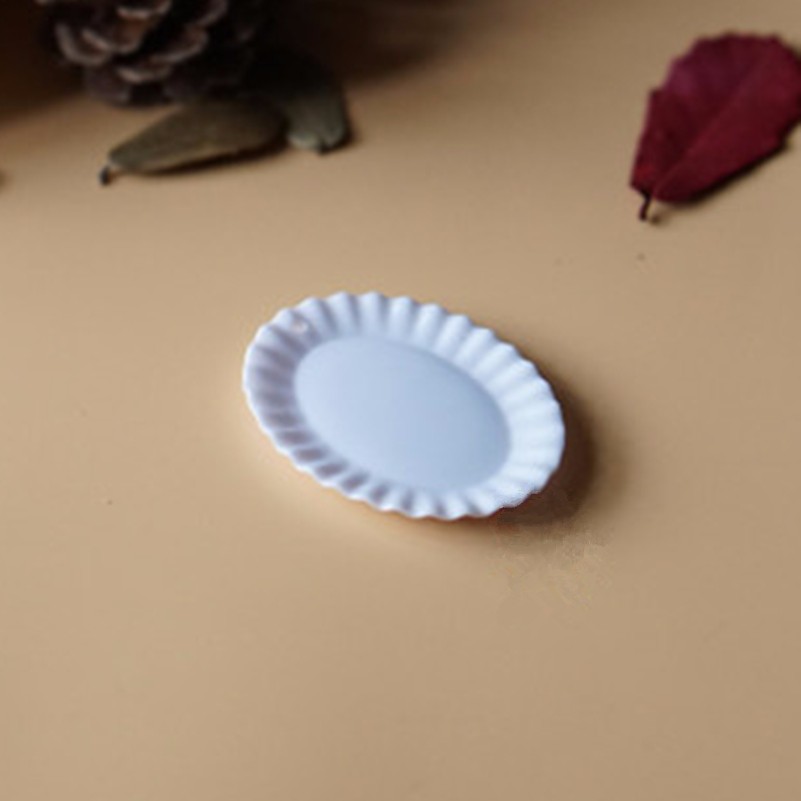Tanduzi 100pcs Simulatie Ovale Vorm Witte Platen DIY Poppenhuis Miniatuur Kunstmatige Voedsel Deco Onderdelen Plastic Ambachten