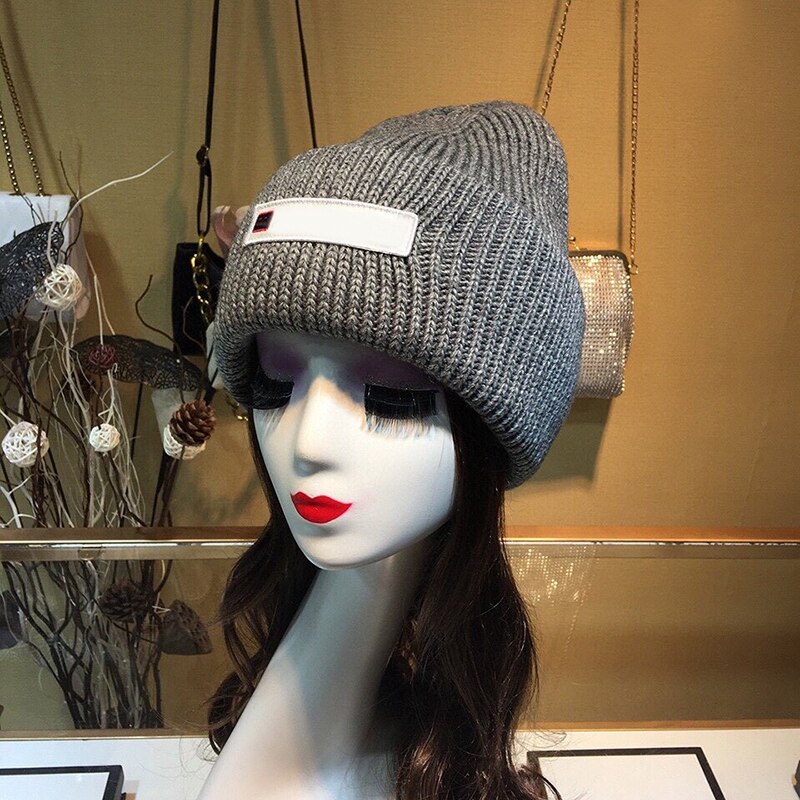 Vrouwenhoed houdt warm in de winter vrije tijd joker