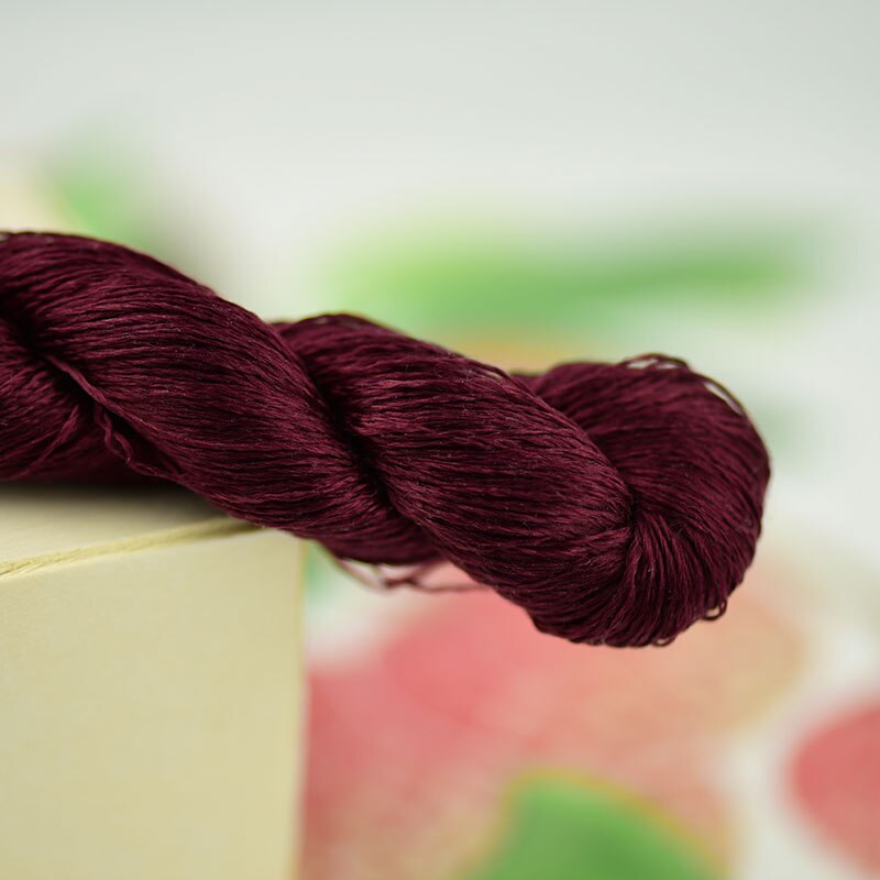 silk embroidery thread / 100% silk thread /hand embroidery embroider cross stitch/red series/13 gradient colors: 11