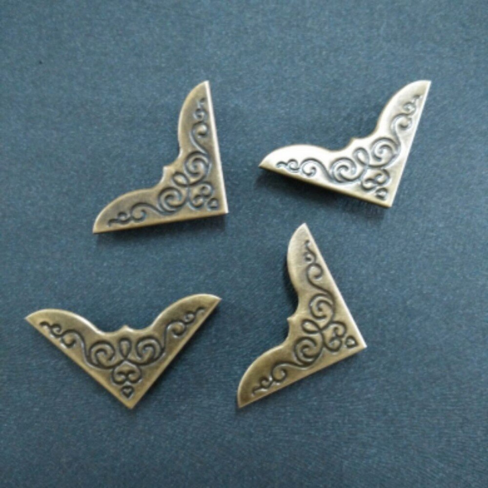 4pcs/lot Bronze Retro Hardware folder Package, DIY Album journal Metal Corner, travel notebook Antique Pack Corner