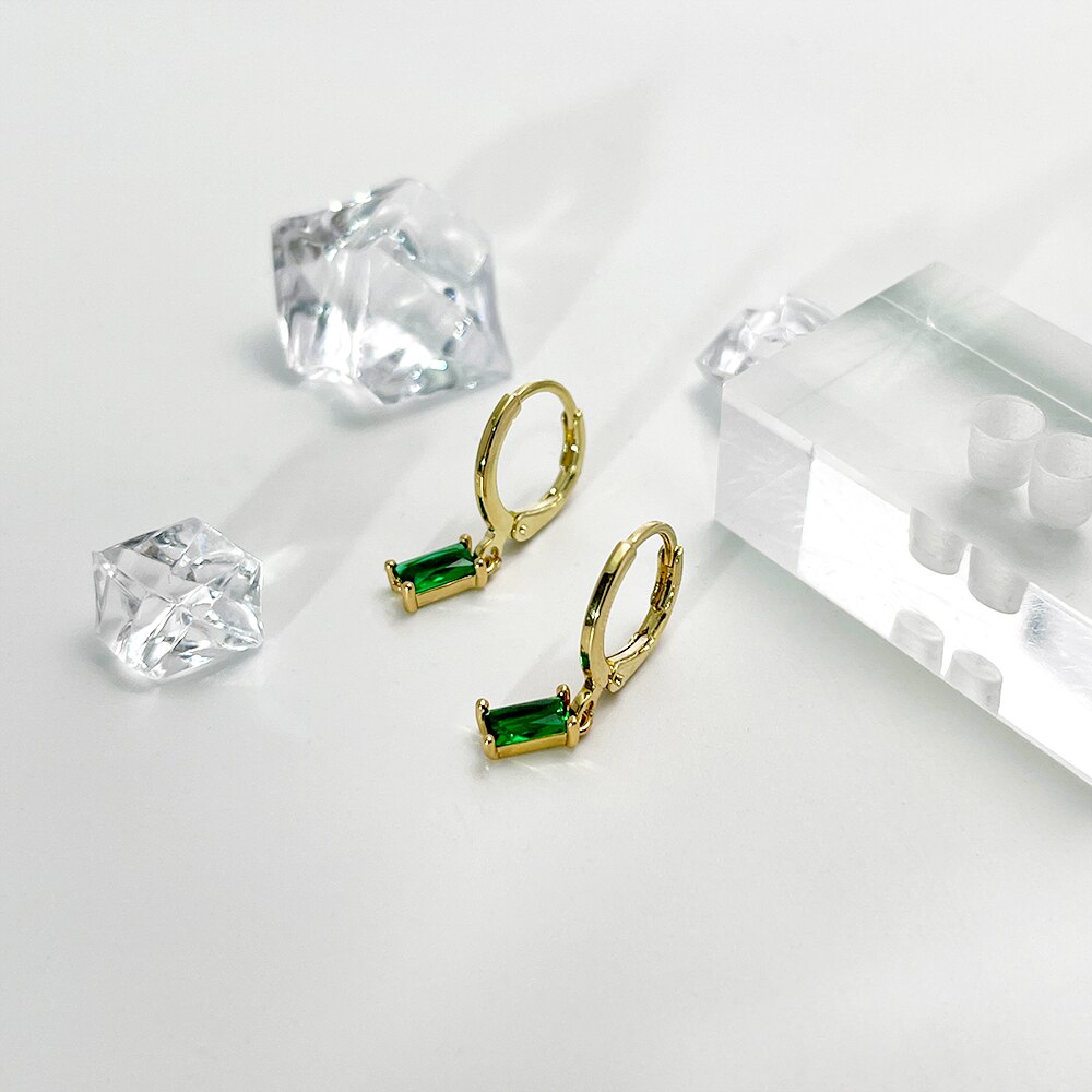 Peri&#39;sbox Sparkly Minimalistische Vierkante Zirkoon Messing Hoop Earring Voor Vrouwen Multi Kleur Rechthoek Zirkoon Huggie Oorbellen Meisje: green