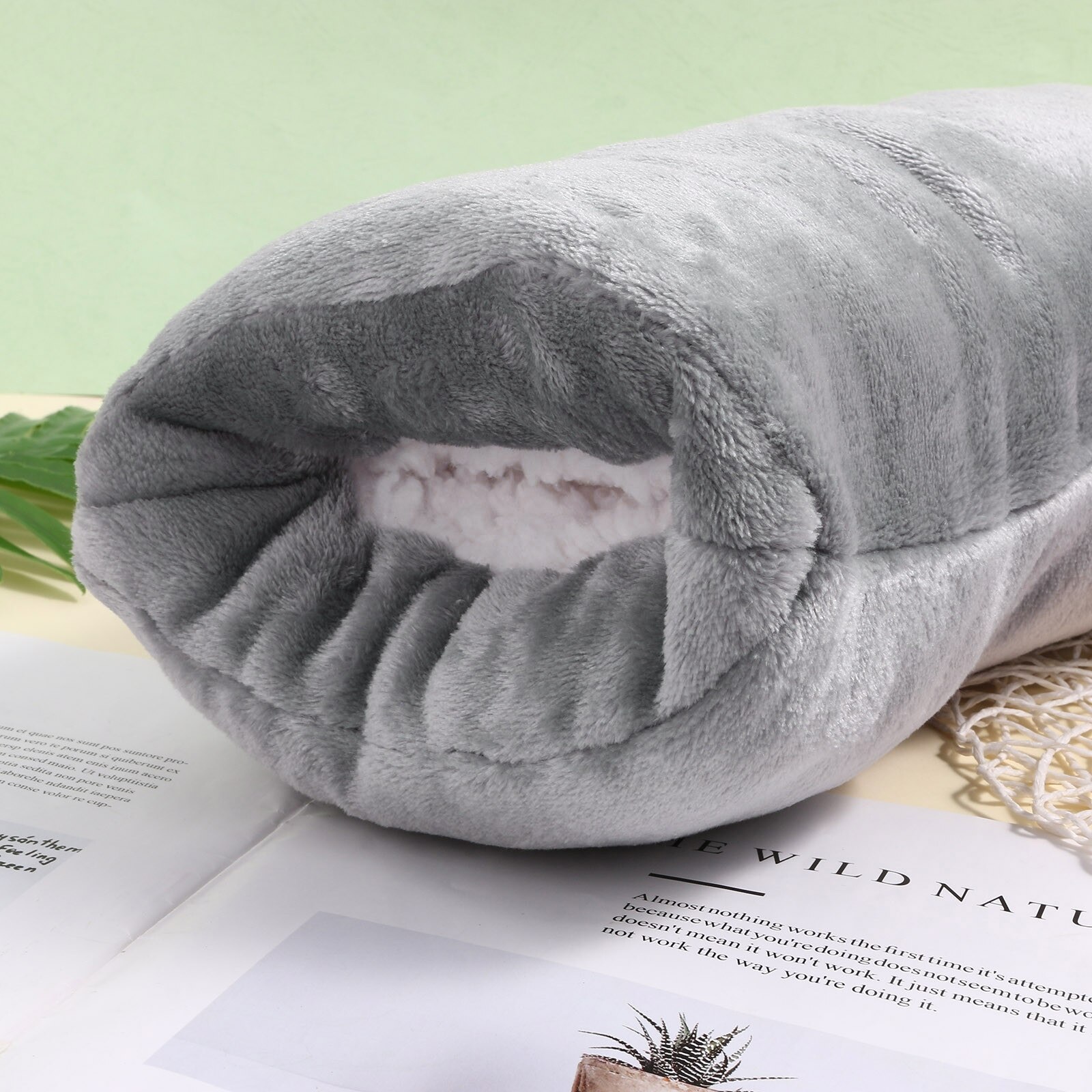 USB Electric Foot Warmer Heated Foot Warmer Washable Plush Heated Pad Temperature Control Winter Warming Hand Warmer