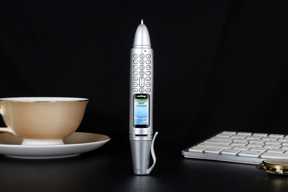 Engraçado bonito telefone com função de caneta dois sim voz mágica bt dial forma especial mini telefone móvel câmera fm 2g gsm barato portátil: Prata / Pacote 1