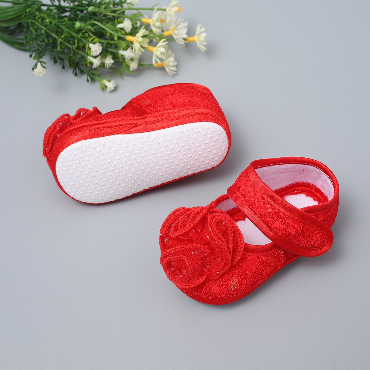 Bébé filles chaussures couleur unie princesse dentelle fleur chaussures semelle souple enfant en bas âge chaussures pour 0-1 an