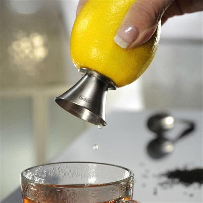 Manually Lemon Squeezer Lemon Juicer Pourer Screw Limes Oranges Drizzle Fresh Citrus Juice Kitchen Accessories Cooking Gadgets