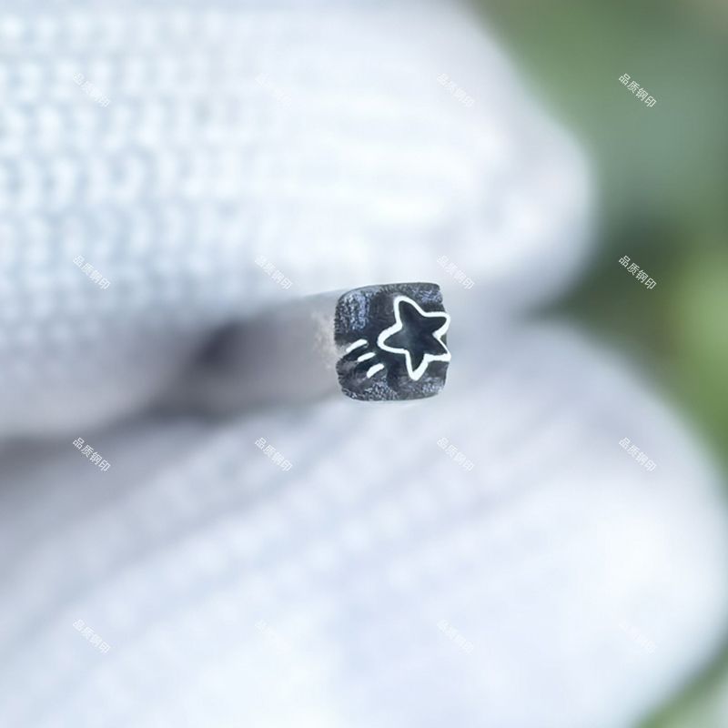 Sieradenstempels en matrijzen voor het graveren van gouden en zilveren ster, maan, zon Sieraden Stalen stempels Gouden stempelgereedschappen: Zilver