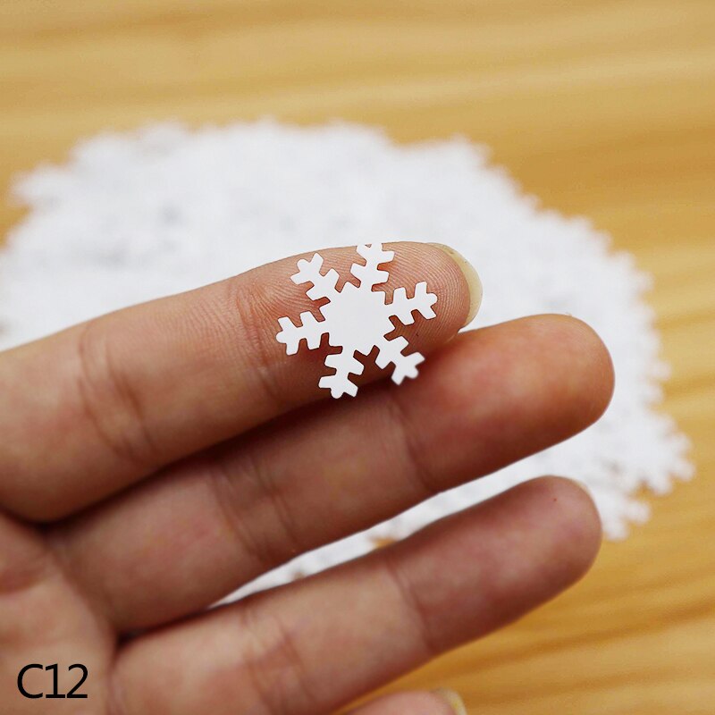 30g Christmas Confetti Artificial Snowflake Sequin Sant Claus Tree Snowman Confetti Year Table Decor Wedding Throwing: C12 snowflake