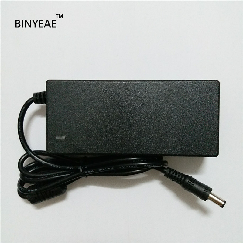 LCD AC Voeding Adapter DC 12 Volt 5 Amp (12 V 5A) LCD Monitor Laptop