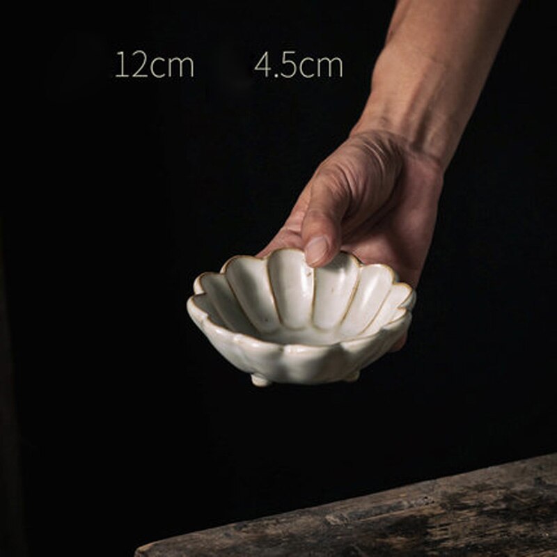 Japanese retro Japanese style petal pattern bowls and dishes handmade personality household ceramic tableware cooking n: B