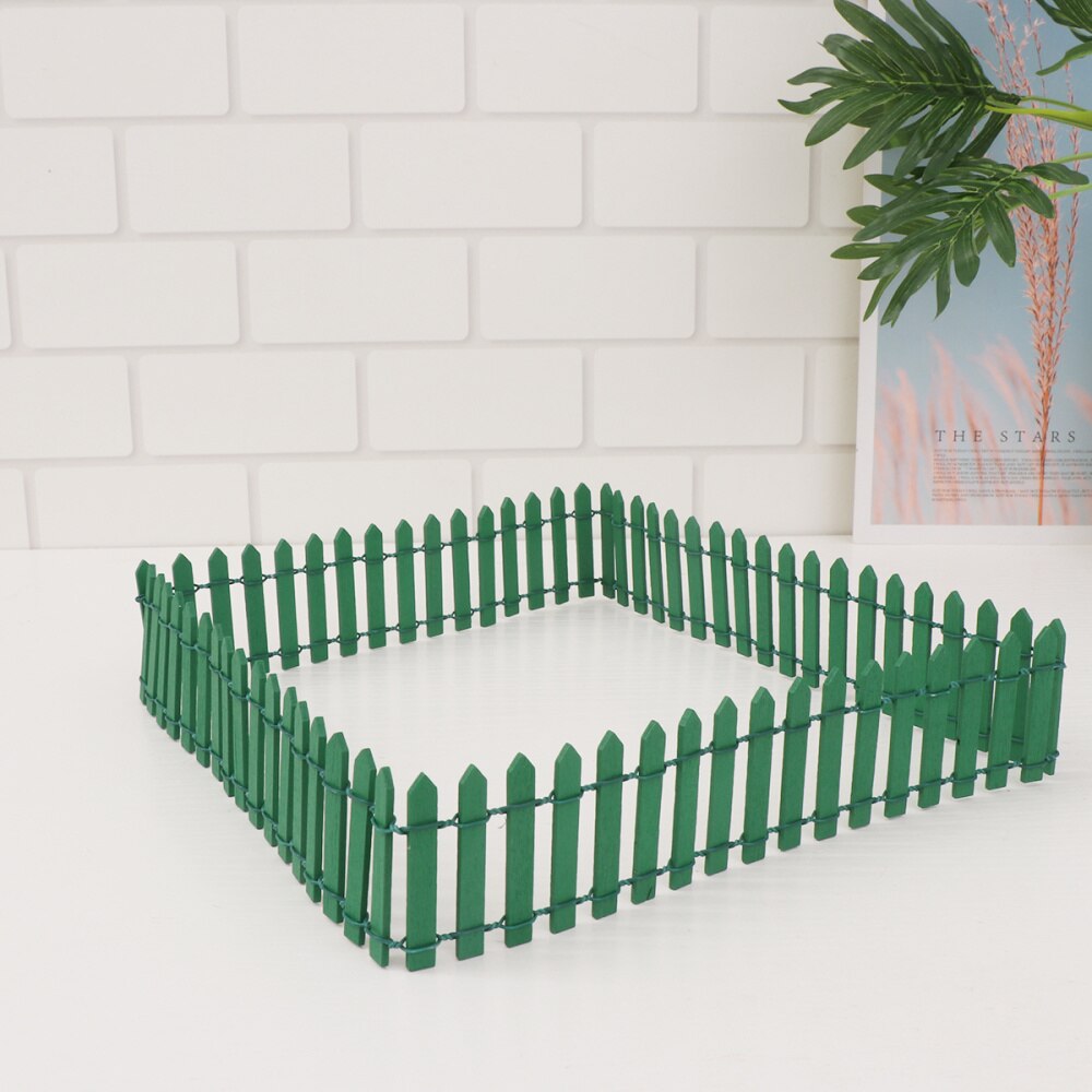 90x5cm Miniature Wooden Fence Micro Decorative Fence for Decoration Use (Dark Green): Default Title