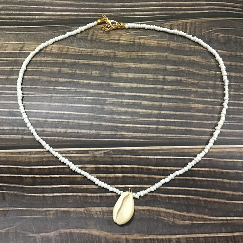Proste koraliki shell Strand naszyjnik kobiety String z koralikami krótkie shell Choker naszyjnik biżuteria 16 cali Chokers naszyjnik prezent: 20