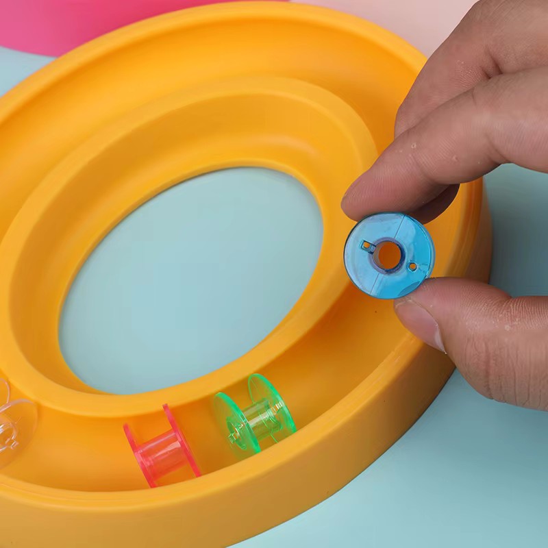 MIUSIE Bobbin Holder Sewing Tools Plastic Bobbin Storage Box Rubber Ring Sewing Needles Saver Handicraft Portable Sewing Tools