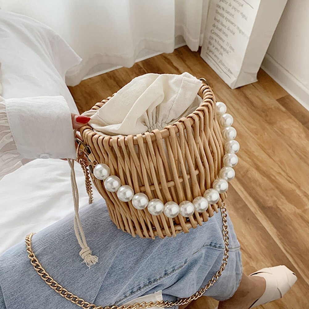 Handgefertigte strohtasche mit strassperlenkette, kleine strohbeutel, damen-reisetaschen und handtaschen