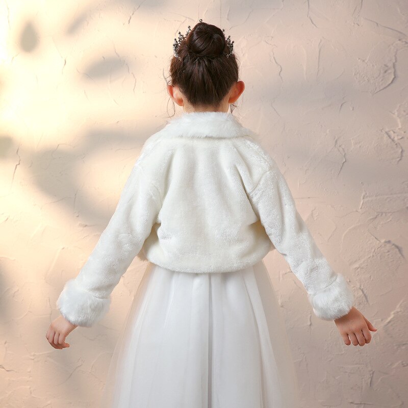 Ragazze inverno grande collo in pelliccia sintetica cappotti corti principessa avorio bianco Bolero coprispalle bambini spessore caldo avvolgere mantelle per feste di nozze sacre