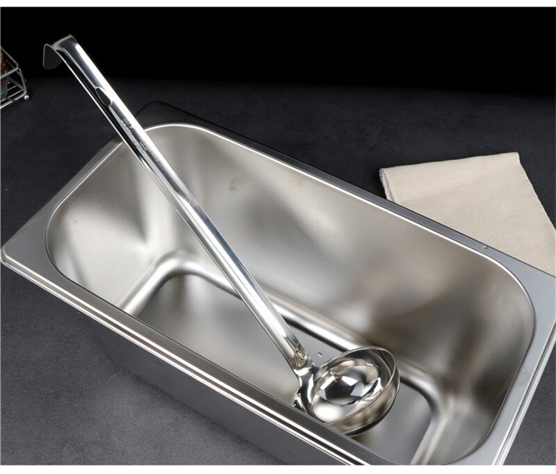 Louche à Long manche en acier inoxydable, cuillère de service, grande cuillère à soupe ronde Buffet, ustensiles de cuisine créatifs, vaisselle