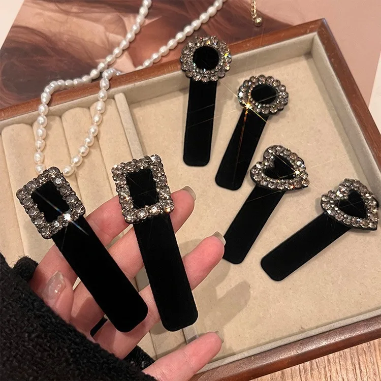 Elegante Samt-Haarnadel mit Strasssteinen für Damen, seitlicher Pony und Hinterkopf-Haarschmuck, hochwertige Haarklammern