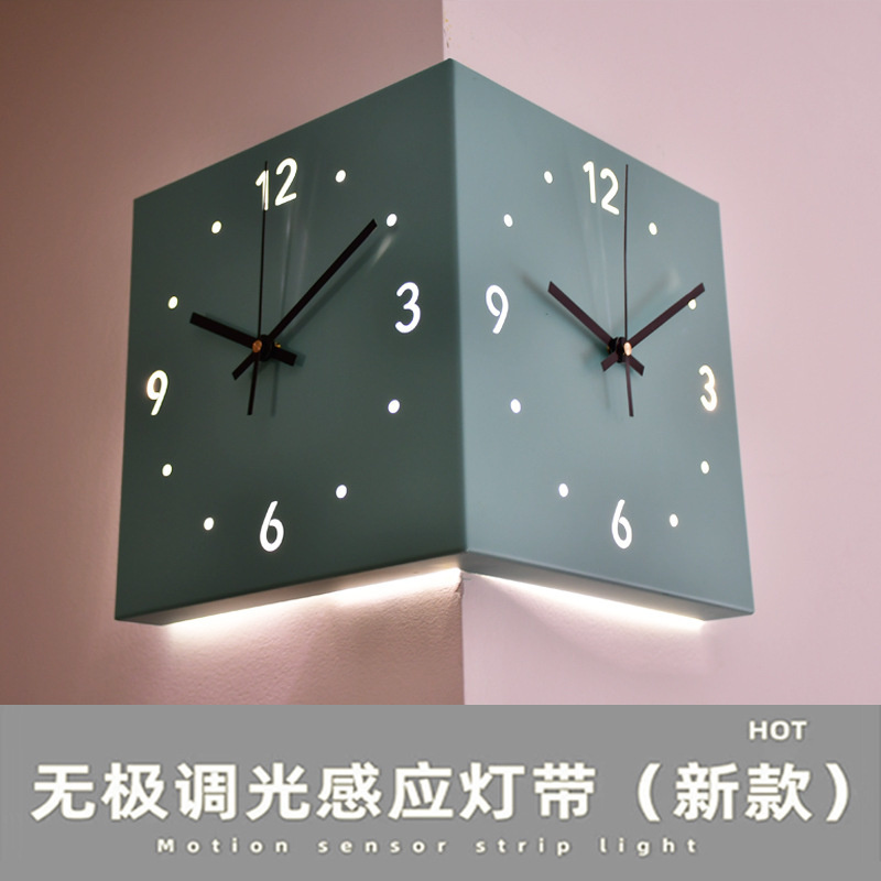 Reloj de pared de esquina con Sensor de luz , reloj de pared cuadrado Simple de doble cara con escala de números arábigos, reloj de pared analógico silencioso