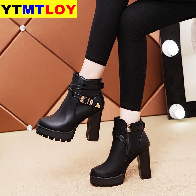 Botas cortas de cuero con estilo para mujer, botines sexis de invierno de tacón alto, zapatos para de boda para mujer, zapatos con hebilla de cristal 35-40