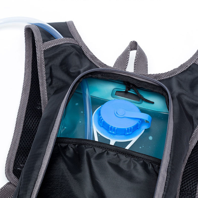 8L Water Bag,Waterproof cycling hydration Backpack for men,Ultralight Sports bladder Rucksack,Breathable camping water backpack