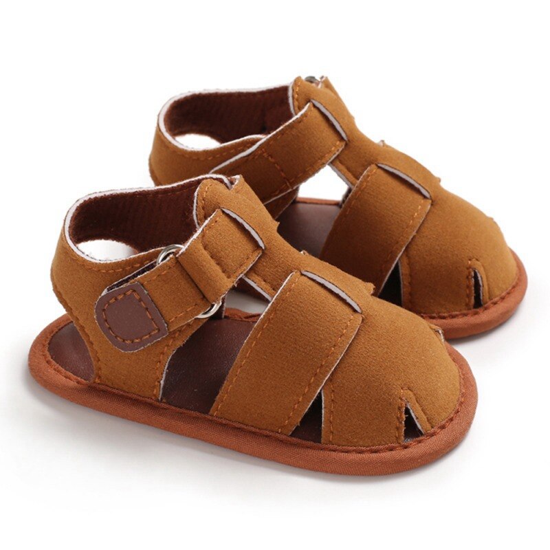 Verão bonito do bebê menino jardim sandálias oco respirável antiderrapante oco design sapatos sandálias sapatos de sola macia: dark brown / 11