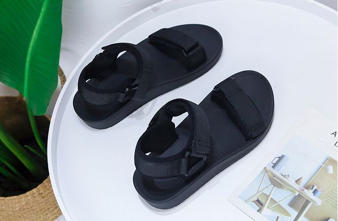 Sandalias de plataforma de cuero directo de fábrica zapatos de cuero grueso de mujer de verano hebilla de de fondo grueso casual de mujer