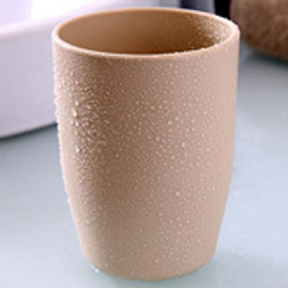 Solid Color Brushing Toothpaste Cup Toothbrush Holder Cup Plastic Cartoon Travel Bathroom Pendant Home Decoration: khaki