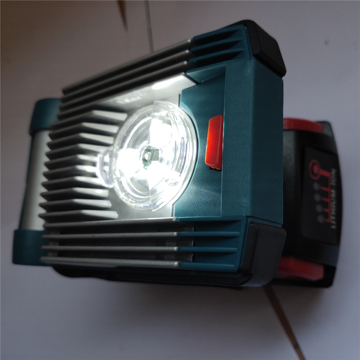 Nyaste led arbetslampa lampa för dewalt för makita för milwaukee för bosch 18v 20v batteri led lampa