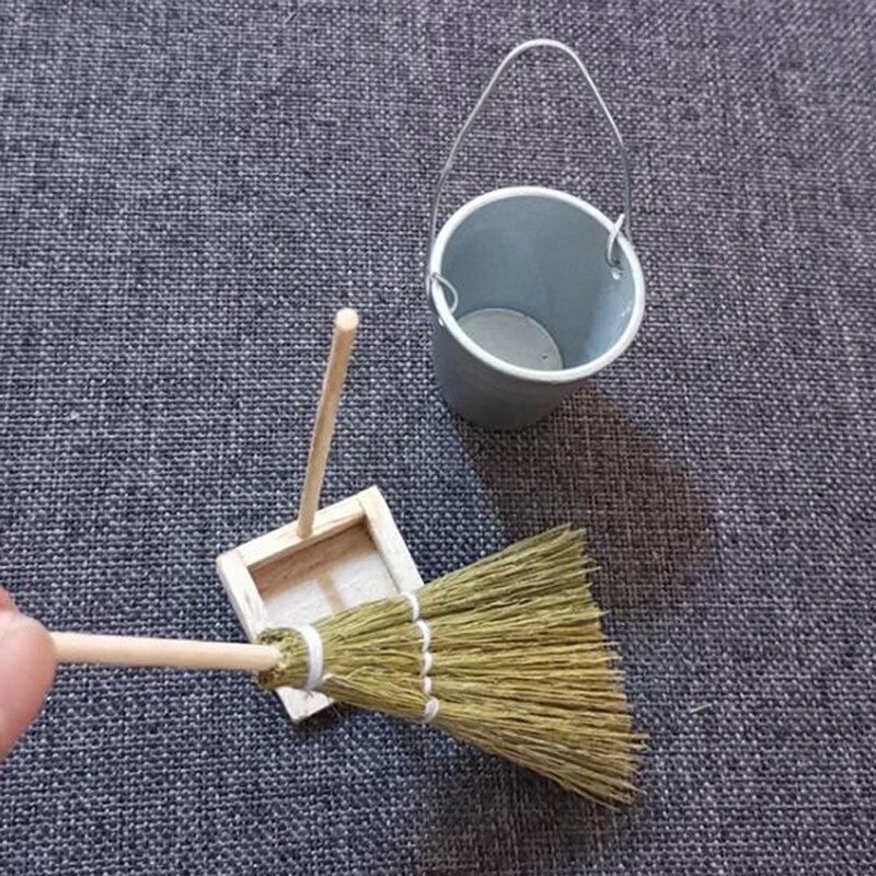 1:12 dukkehus miniature kost støvbræt / moppespand sæt dukkehus rengøringsværktøjssæt klassisk legetøj foregiver legemøbler legetøj