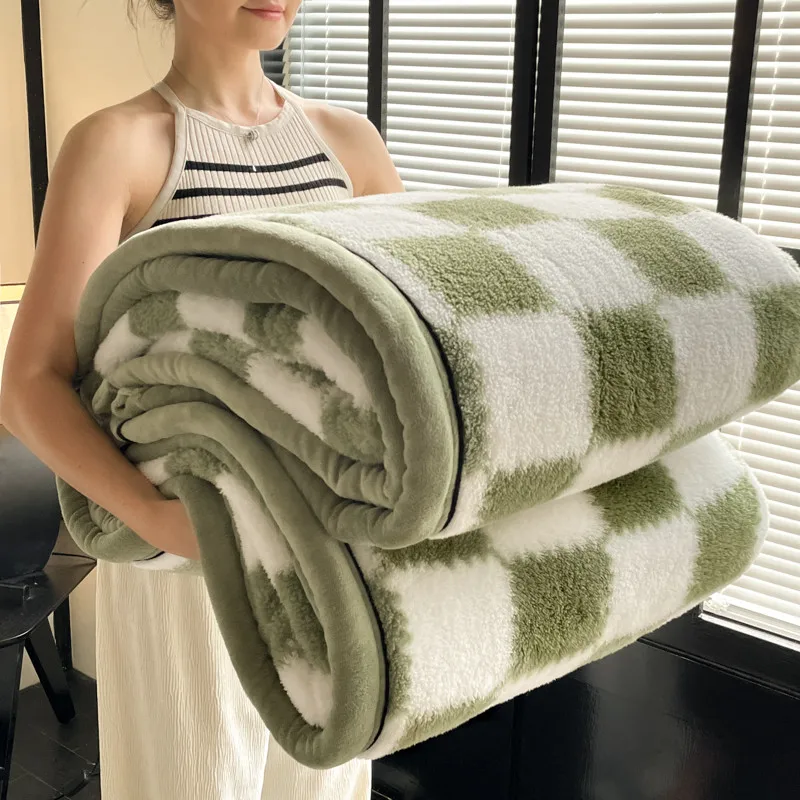 Couverture d'hiver chaude en peluche, Plaid de A, polaire de corail, douce et épaisse, pour canapé, simple, Double, couvre-lit en fourrure pour Couple: Queen / green