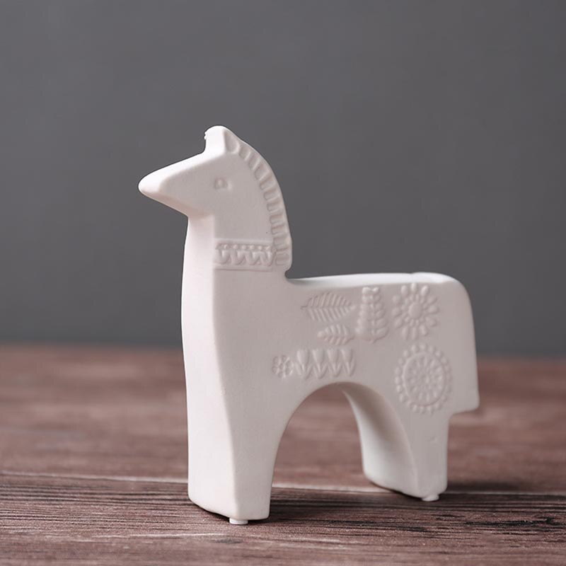 Nordisk stil hvid sort keramisk hestefigurer vintage dyrestatuer til boligindretning fe havertilbehør 13cm 20cm