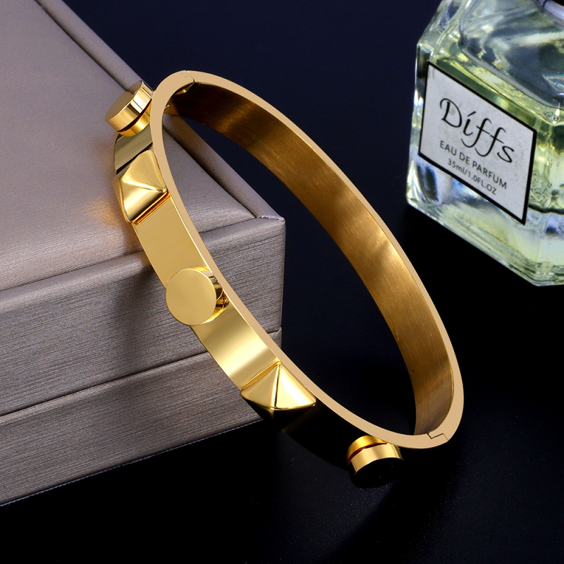Luksus mærke rustfrit stål guld farve stor nitte armbånd armbånd til mænd kvinder bryllup fest smykker