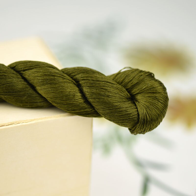 silk embroidery thread / 100% silk thread /hand embroidery embroider cross stitch/ Mould green/8 gradient color: 6
