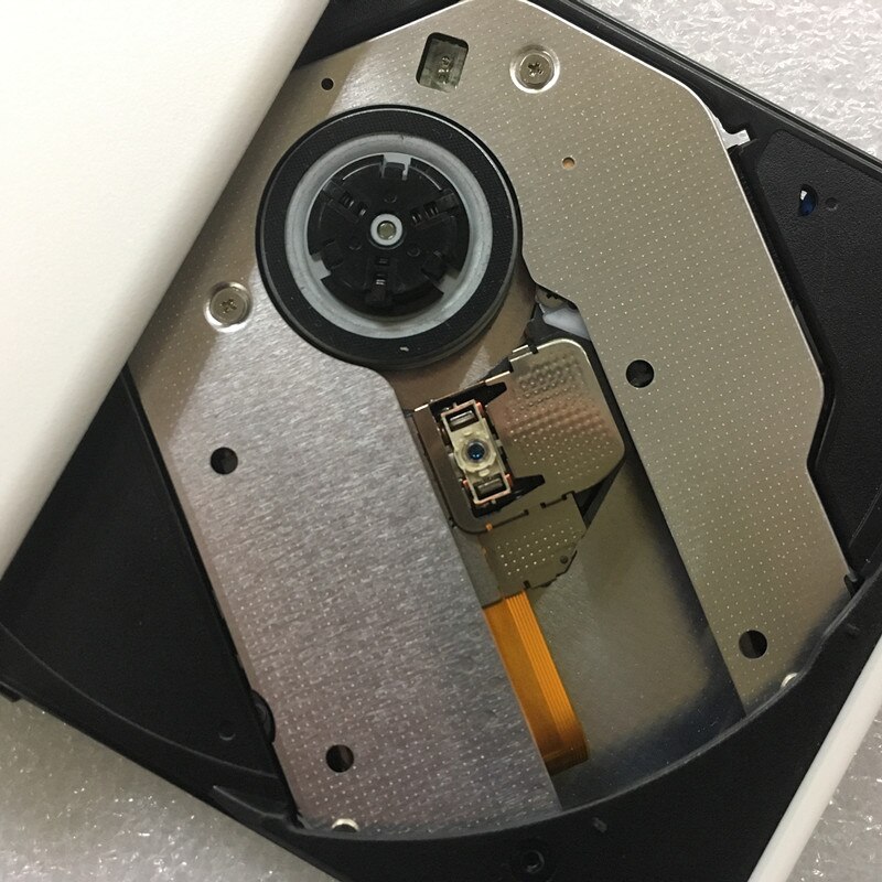 The USB3.0 external DVD recording machine, plug and play, supports any CD DVD CD reading and recording, desktop, one machine