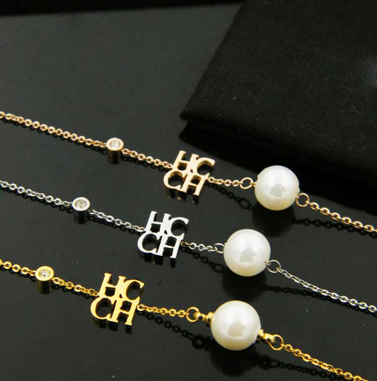 OL estilo de cadenas de pulseras dijes de brazalete fino de alto grado CH cartas perla pulsera para las mujeres