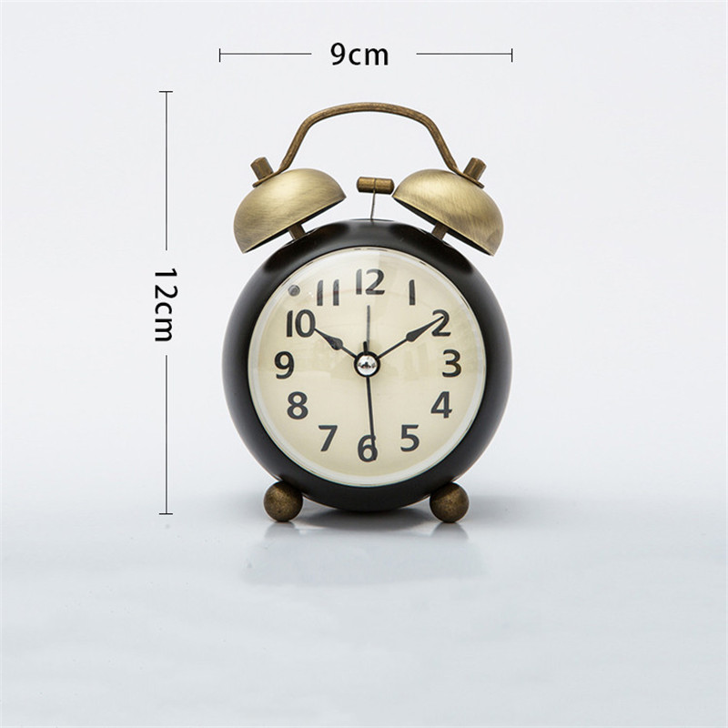 Reloj despertador sencillo Retro de Metal, reloj con luz de noche para dormitorio silencioso para estudiantes, adorno moderno para sala de estar, reloj de mesa luminoso