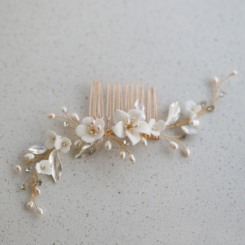 SLBRIDAL Handmade Alloy Leaf Rhinestone Ceram Flower słodkowodne perły ślubny grzebień do włosów ślubne akcesoria do włosów kobiety biżuteria: 1093 Gold
