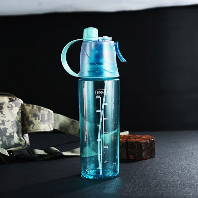 600ml 4 färger solid plast spray cool sommar sport vattenflaska bärbara klättring utomhus cykel flaskor