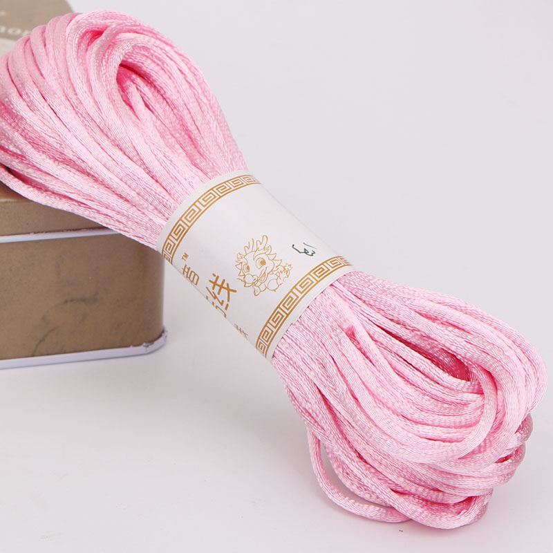 20m färger mjukt satin siden macrame sladdar diy kinesisk knut handgjorda väva rep smycken fynd pärlor dekorativt snöre touw: Rosa snören