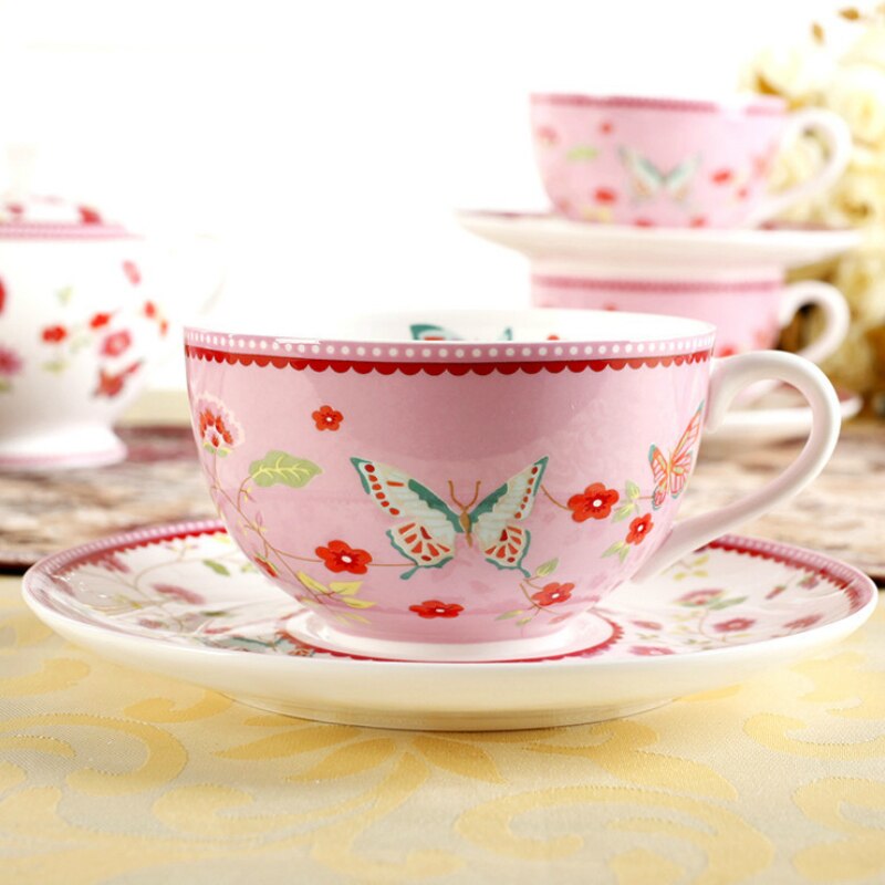 Pink Kawaii Bone China Coffee Cup Rose Garden European Style Sugar Bowl Kettle Cute Couple Cups Saucers Tea Mug Set Kitchen