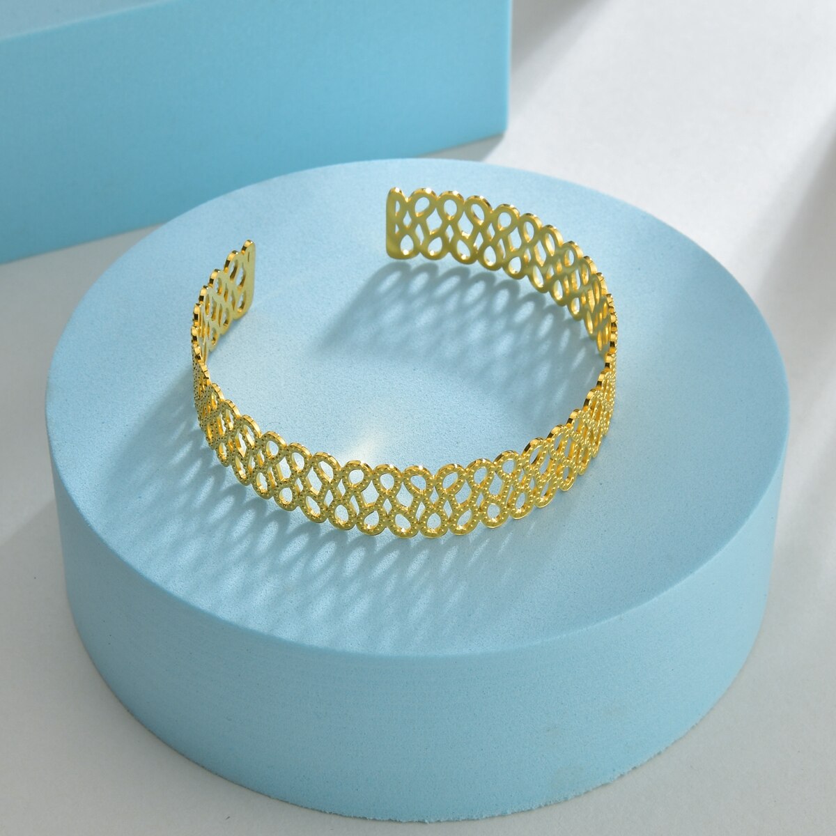 Sifisrri bracciale intagliato vuoto in oro 18 carati con foglia irregolare in acciaio inossidabile per donna braccialetto unico accessorio regalo gioielli femminili