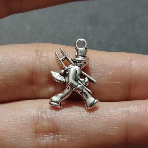 10 pçs pingentes chaminé varredor metal liga tom jóias diy achados encantos atacado 20x14mm