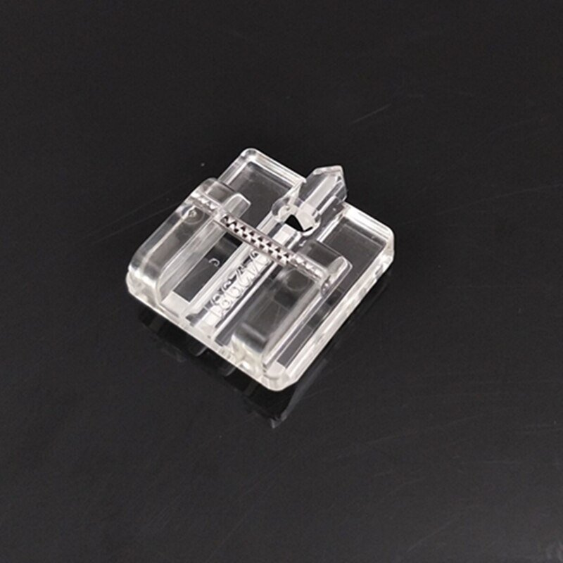 Sytillbehör pfaff pressarfot 93-042980-91 / 820474-096 /  osynlig blixtlåsfot plast 5 bb 5357