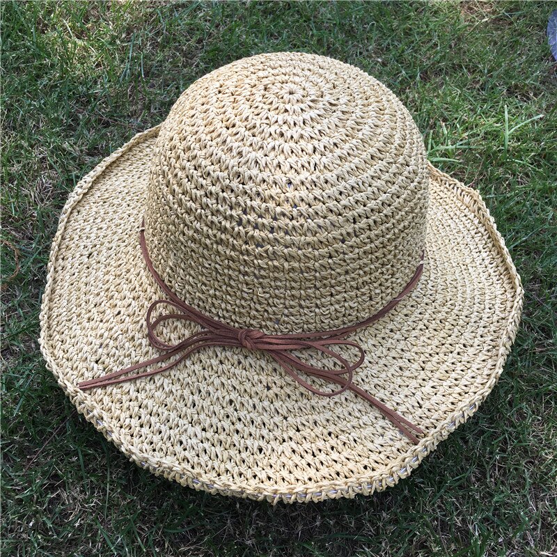 Cloche stil solhat til kvinder strandkasket damer strå cloche hatte pakbar solbeskyttelse derby rejsehat håndlavet: Beige