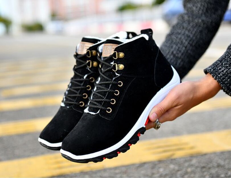 Winter Shoes Men Boots Lace-up Sneakers Fur Warm Fleeces Snow Boots High Flat Casual Cotton Shoes Solid Snow Boots: black / 39