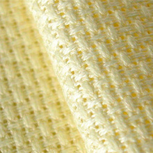 9th tissus de point de croix blancs/noirs/rouges/blanc cassé 50 x 50cm 14 toile aida  (14 ct)  fils: Bourgogne