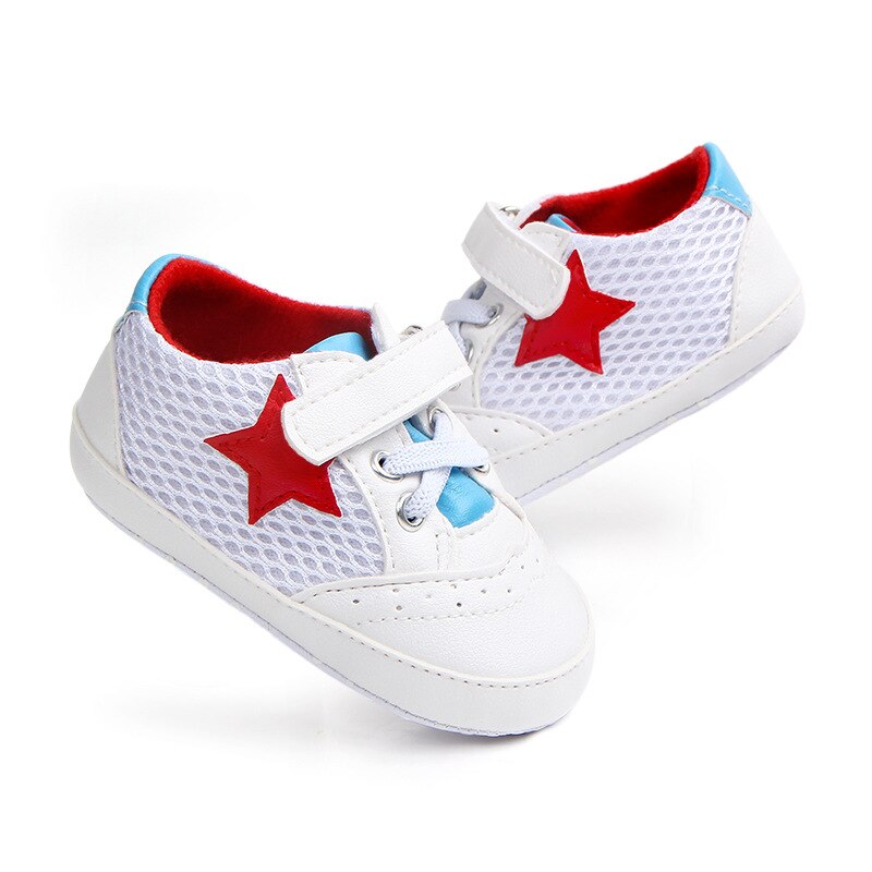 Criança menino mocassins couro do plutônio moda formadores hook-and-loop infantil tênis de bebê macio sola bebes berço sapatos para o presente cristão